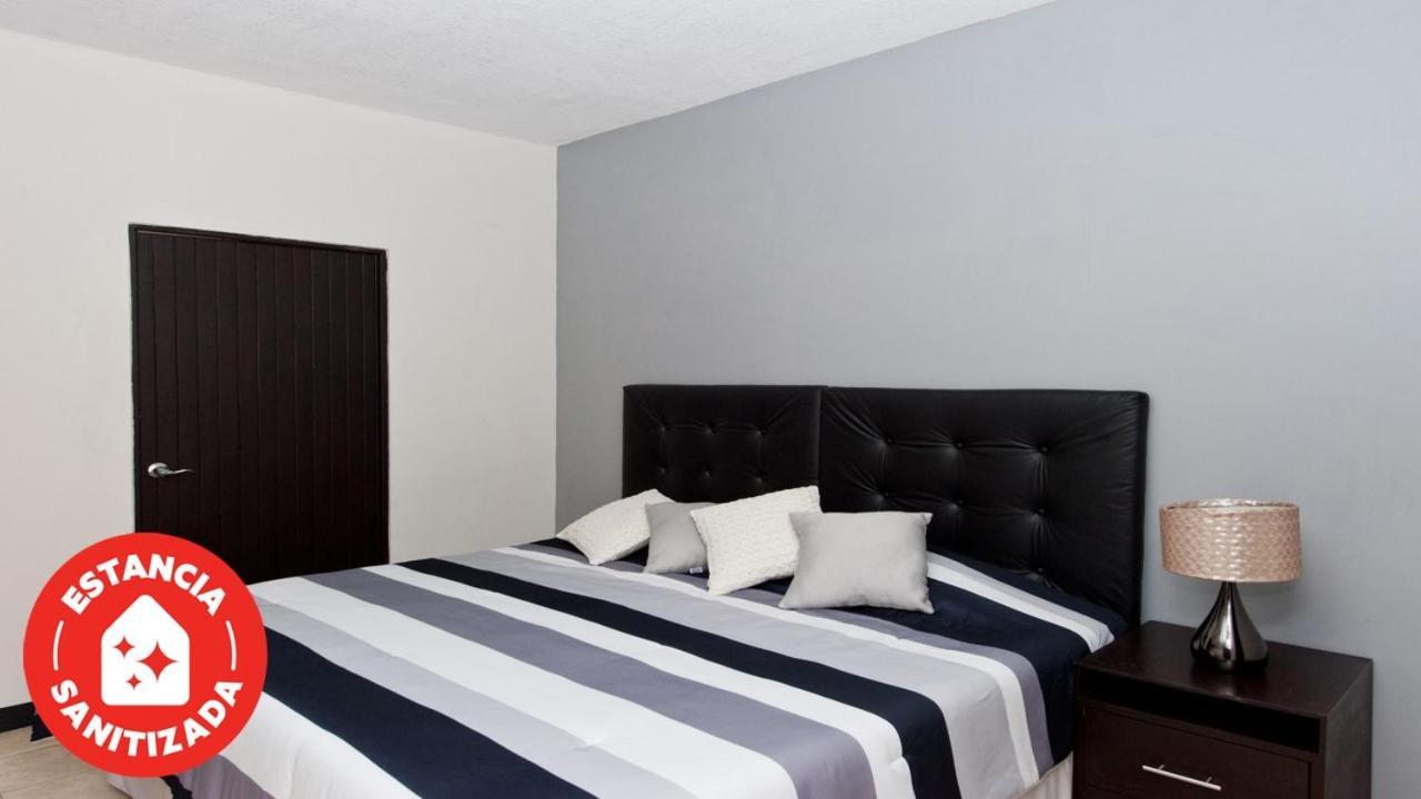 Econosuites Monterrey Exterior photo